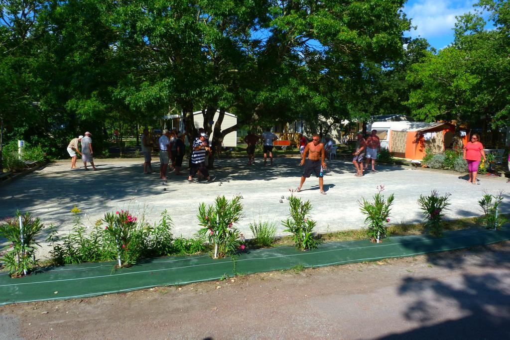 Camping La Maurie Foulerot ภายนอก รูปภาพ