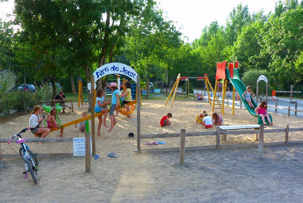 Camping La Maurie Foulerot ภายนอก รูปภาพ